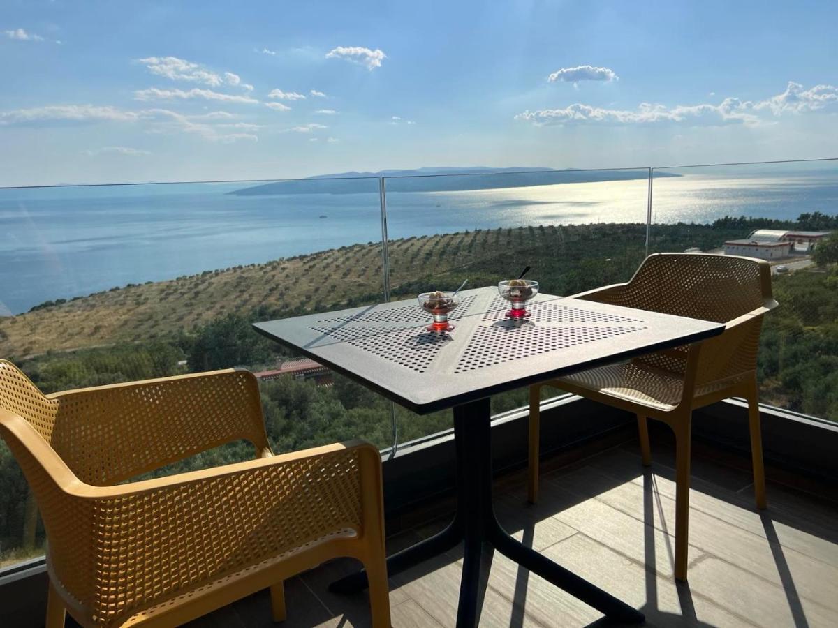Villa Dinora Макарска Екстериор снимка